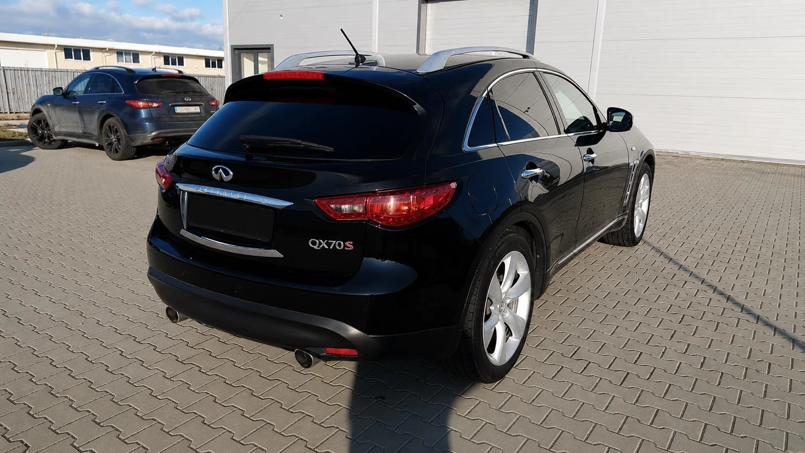 Infiniti QX70 3.0D | Mobile.bg � ����������� 4