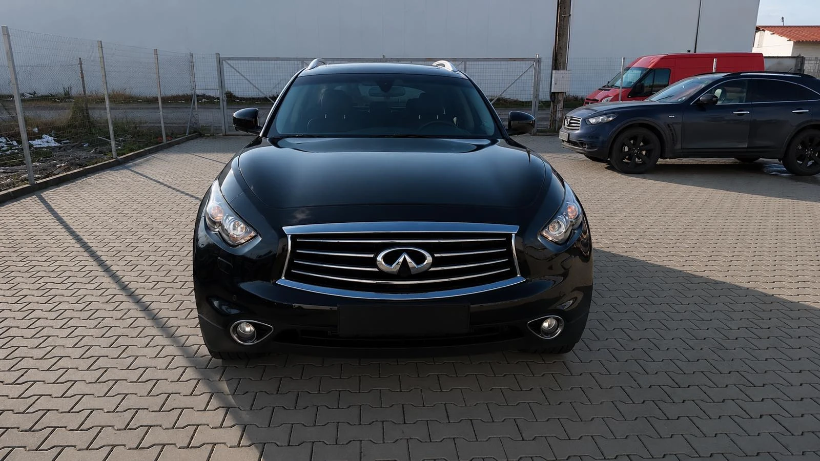 Infiniti QX70 3.0D | Mobile.bg � ����������� 1