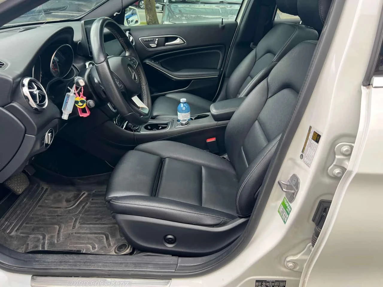 Mercedes-Benz GLA 250 * ЛИЦЕНЗИРАН ДИЛЪР * CARFAX, снимка 5 - Автомобили и джипове - 55593191