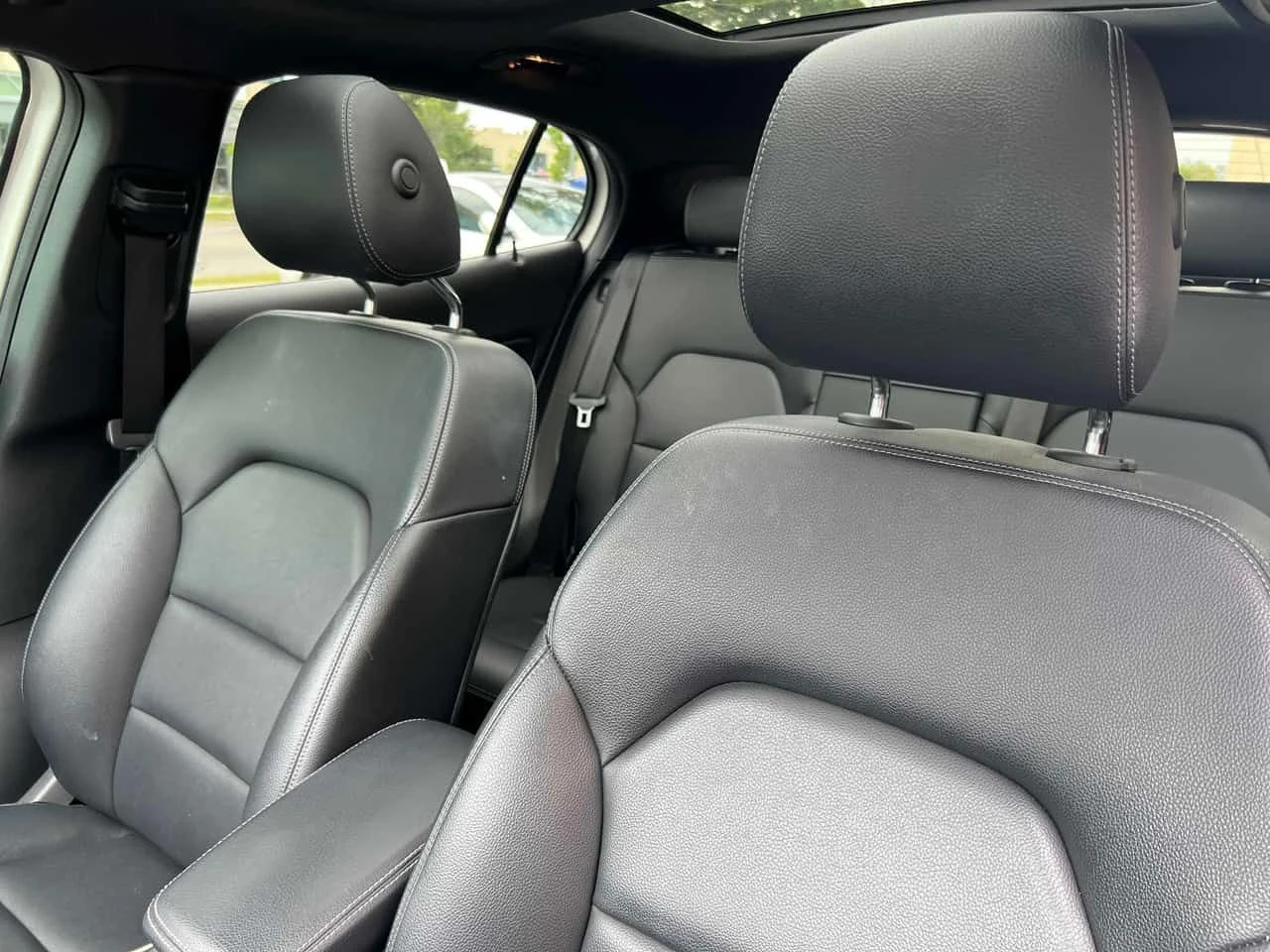 Mercedes-Benz GLA 250 * ЛИЦЕНЗИРАН ДИЛЪР * CARFAX, снимка 16 - Автомобили и джипове - 55593191