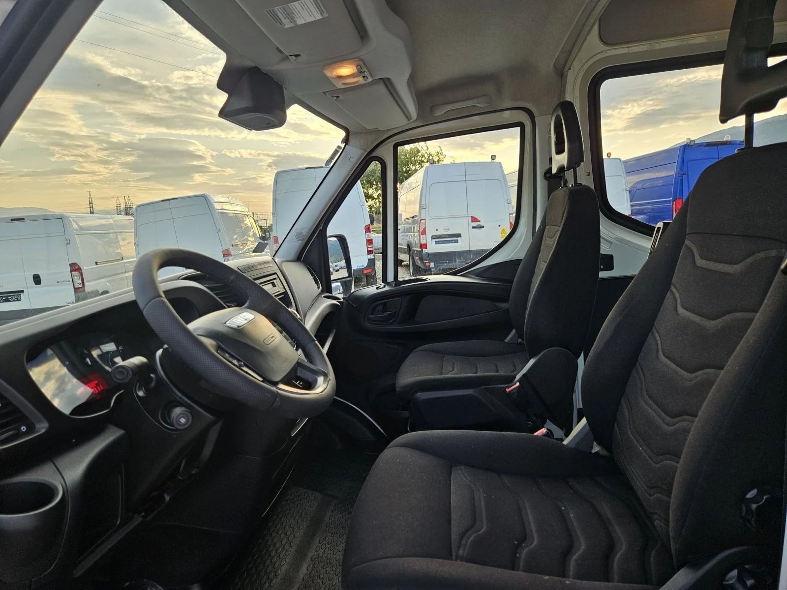 Iveco Daily 50-150 до 3.5 тона, ТОВАРОПЪТНИК - изображение 9