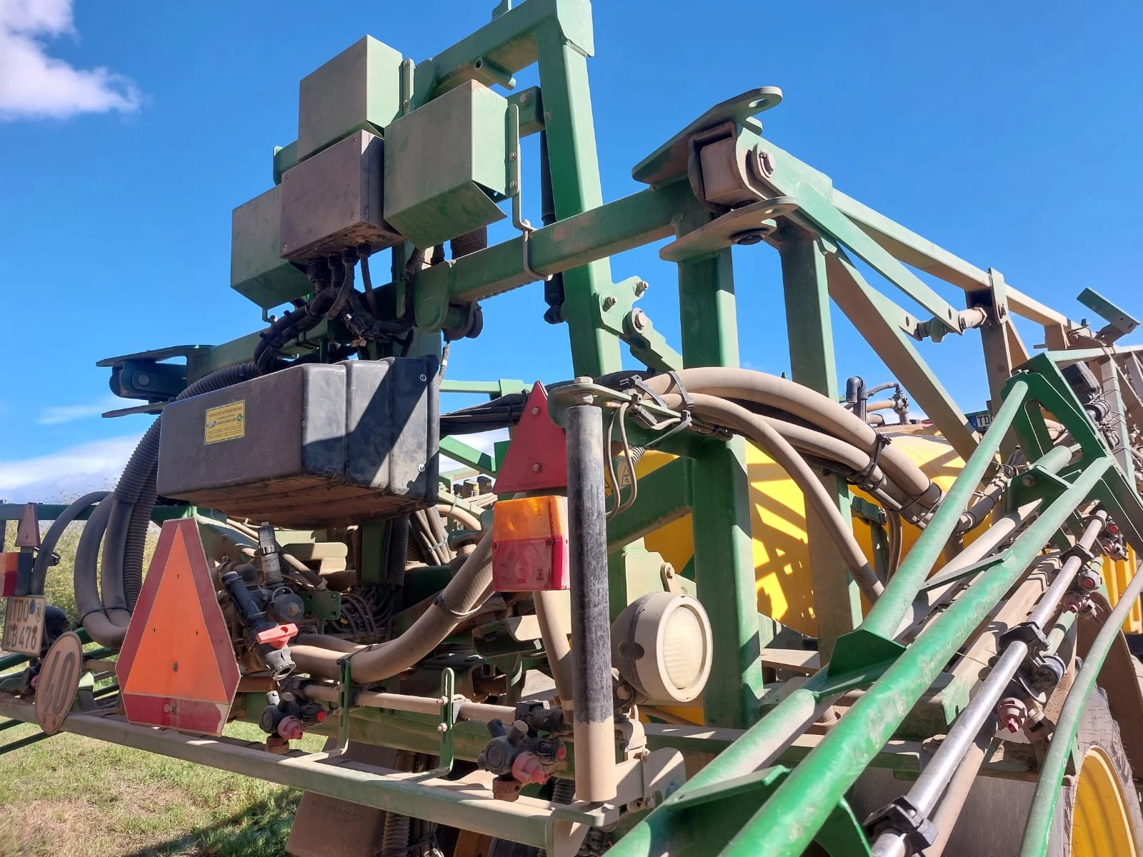 Пръскачка Друга марка JOHN DEERE 740i ЛИЗИНГ, снимка 10 - Селскостопанска техника - 53889792