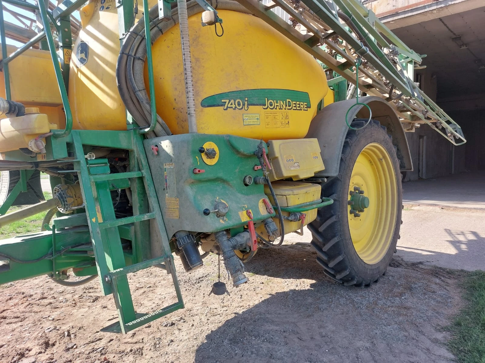 Пръскачка Друга марка JOHN DEERE 740i ЛИЗИНГ, снимка 13 - Селскостопанска техника - 53889792