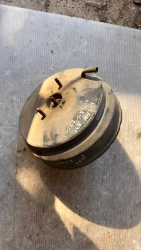       /    Nissan X-trail - 8H753 / 864-01717