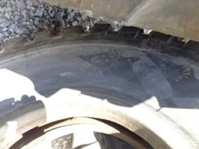 Гуми, снимка 4