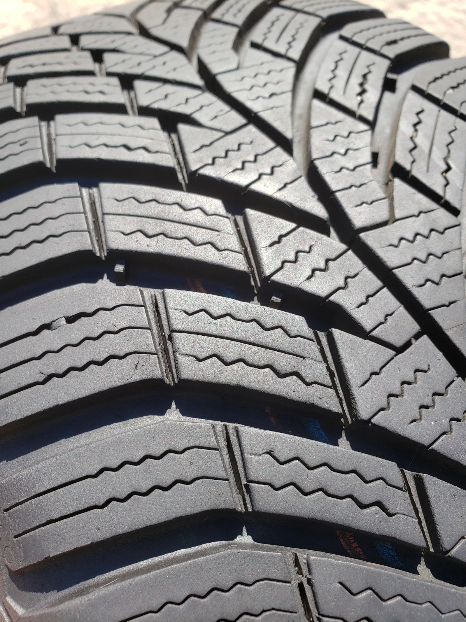 ���� 205/55R16 | Mobile.bg � ����������� 5