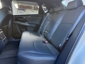 Toyota bZ4X 71.4kWh 218hp AWD(4x4)PREMIUM! ПОДГРЕВ&ОБДУХВАНЕ, снимка 9