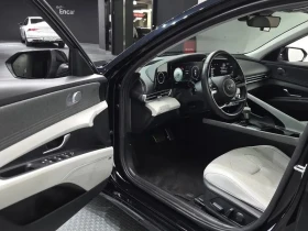 Hyundai Elantra, снимка 10