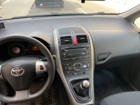 Toyota Auris 1.3 VVTI, снимка 5