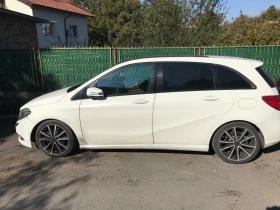 Mercedes-Benz B 200 136hp Automatic - 3 броя ЧАСТИ, снимка 2