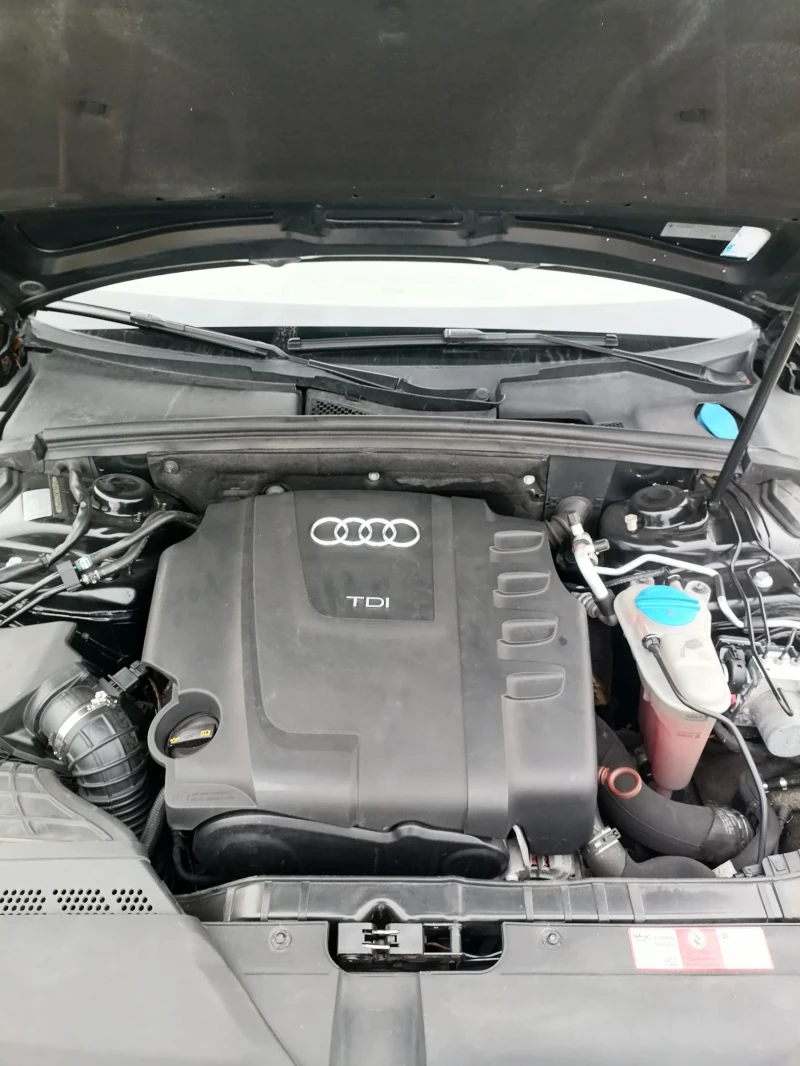 Audi A4 2.0, снимка 9 - Автомобили и джипове - 48413038