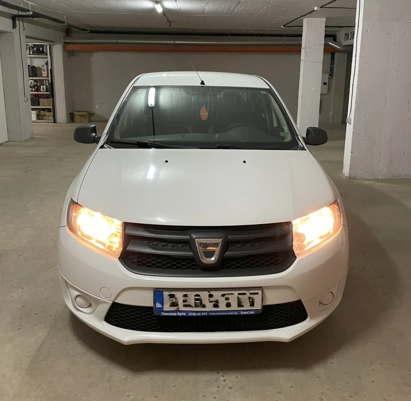 Dacia Logan 1.2 16V Газ/Бензин (2015 г.)   Всичко платено, снимка 2 - Автомобили и джипове - 48439323