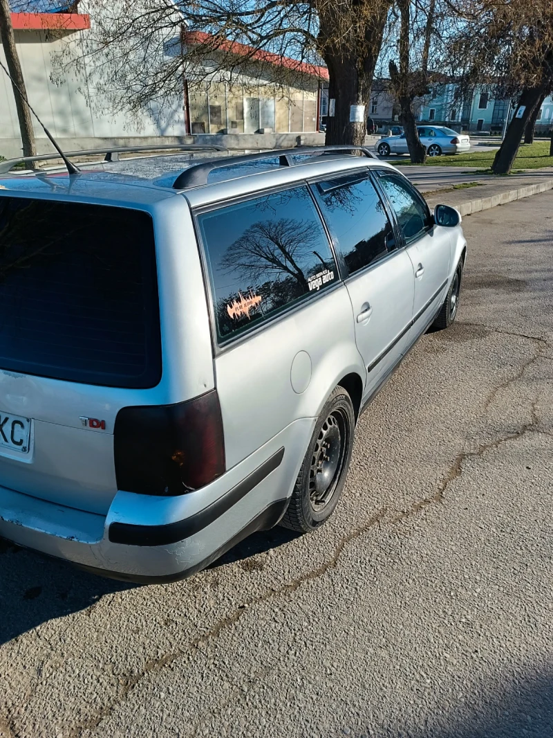 VW Passat 1.9TDI, снимка 5 - Автомобили и джипове - 48910654