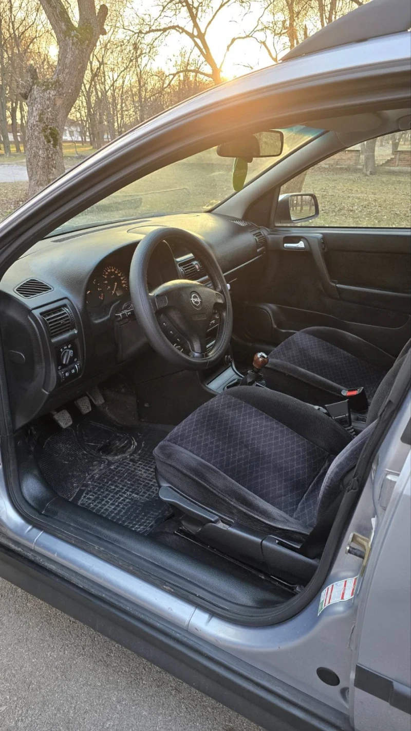 Opel Astra 1.6 i, снимка 6 - Автомобили и джипове - 49125998