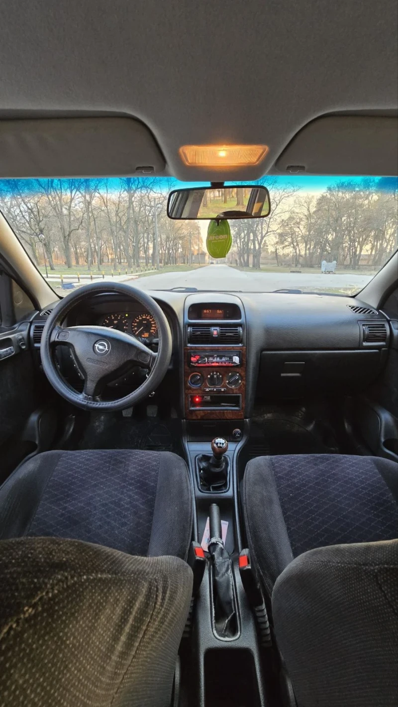 Opel Astra 1.6 i, снимка 7 - Автомобили и джипове - 49125998