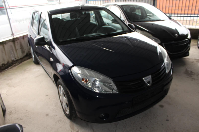 Dacia Sandero 1.4I ГАЗ, снимка 10 - Автомобили и джипове - 49298894