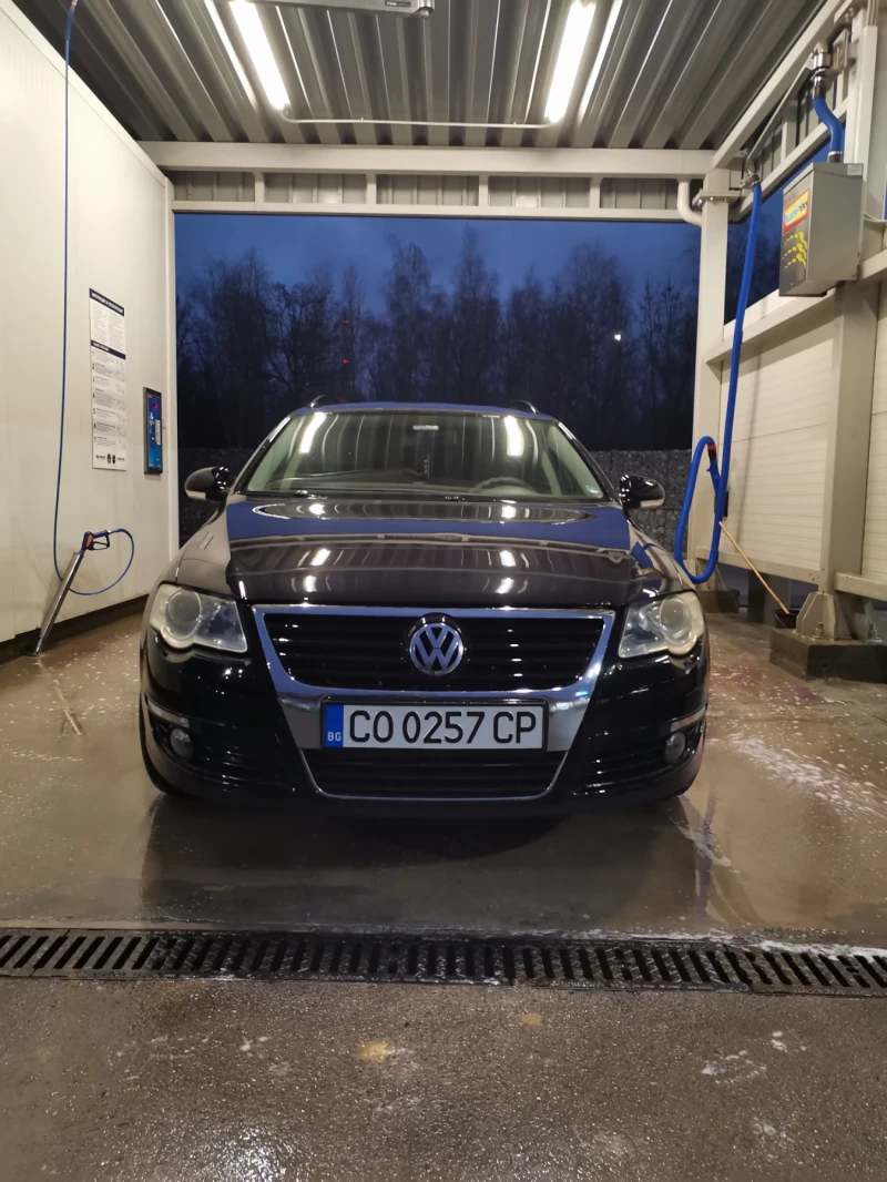 VW Passat 1.9, снимка 2 - Автомобили и джипове - 52515620