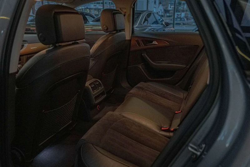 Audi A6 3.0TDI/Quattro/Седан/Drive Select/Pre Sense/BiXeno, снимка 7 - Автомобили и джипове - 52369233