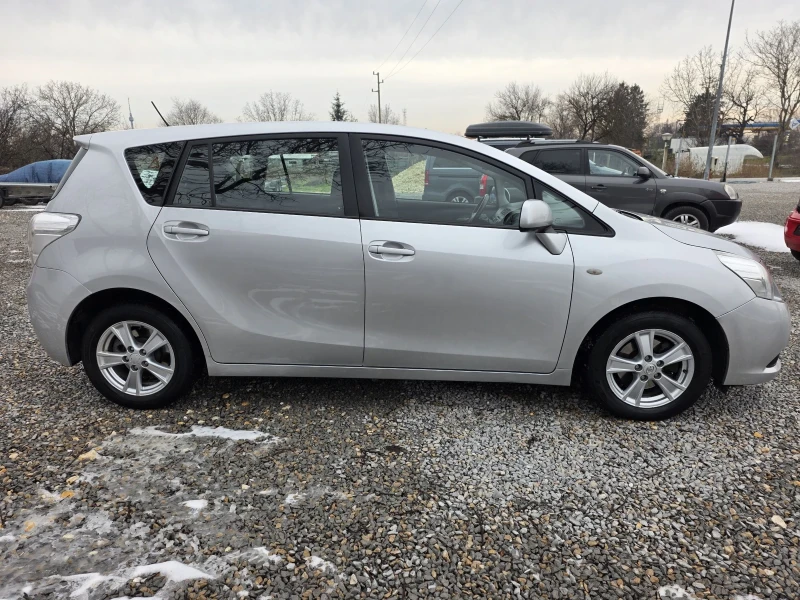 Toyota Verso 2.0d4d 126k.c Отлична, снимка 4 - Автомобили и джипове - 53056105