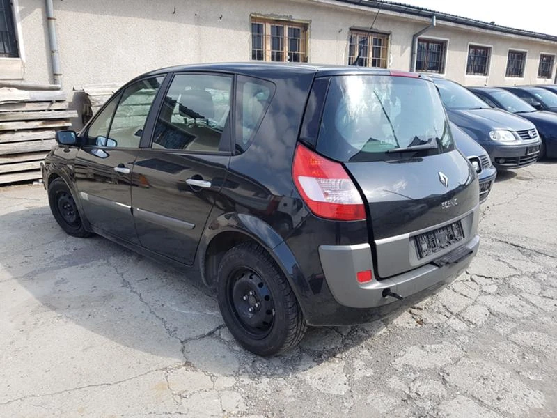 Renault Scenic 1.5 DCI - 82ks, снимка 2 - Автомобили и джипове - 21300323