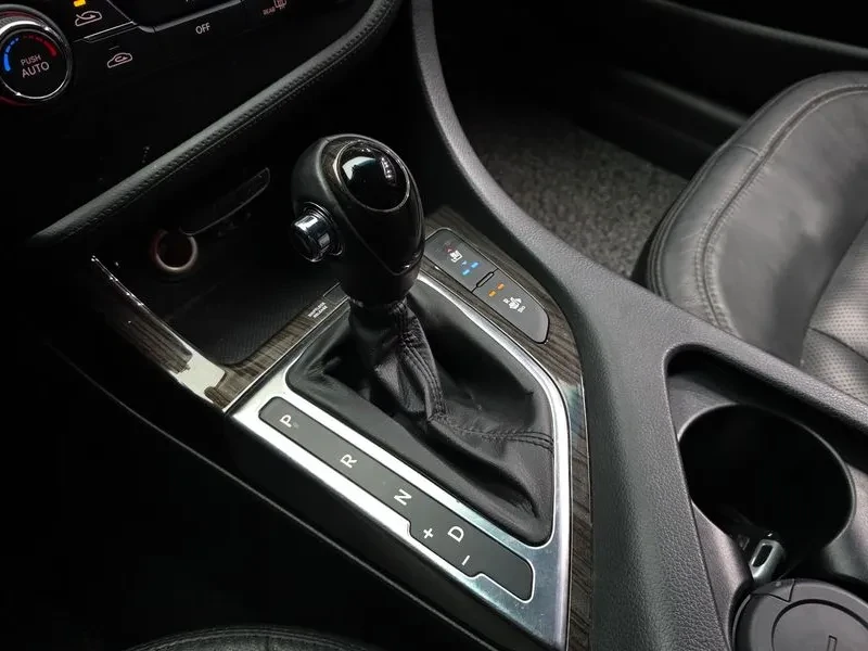 Kia K5 2.0 Prestige | Mobile.bg � ����������� 9