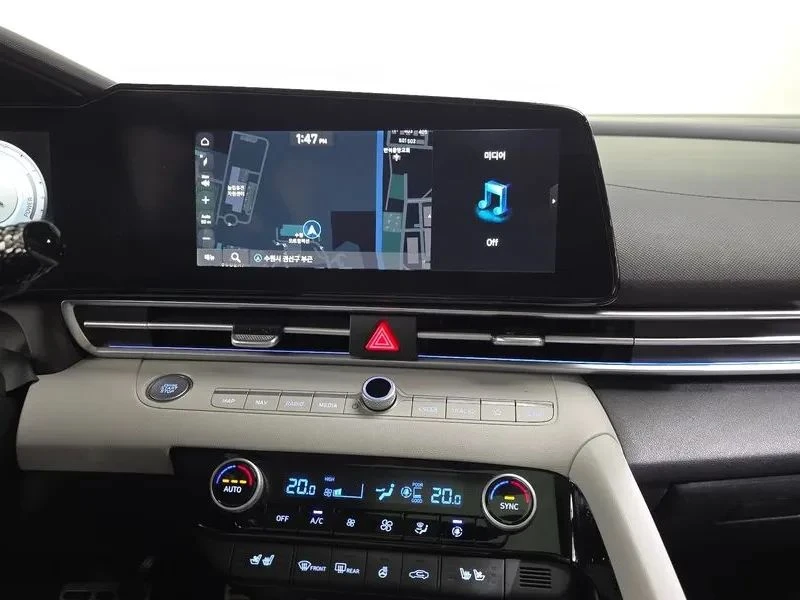 Hyundai Elantra, снимка 14 - Автомобили и джипове - 56724770