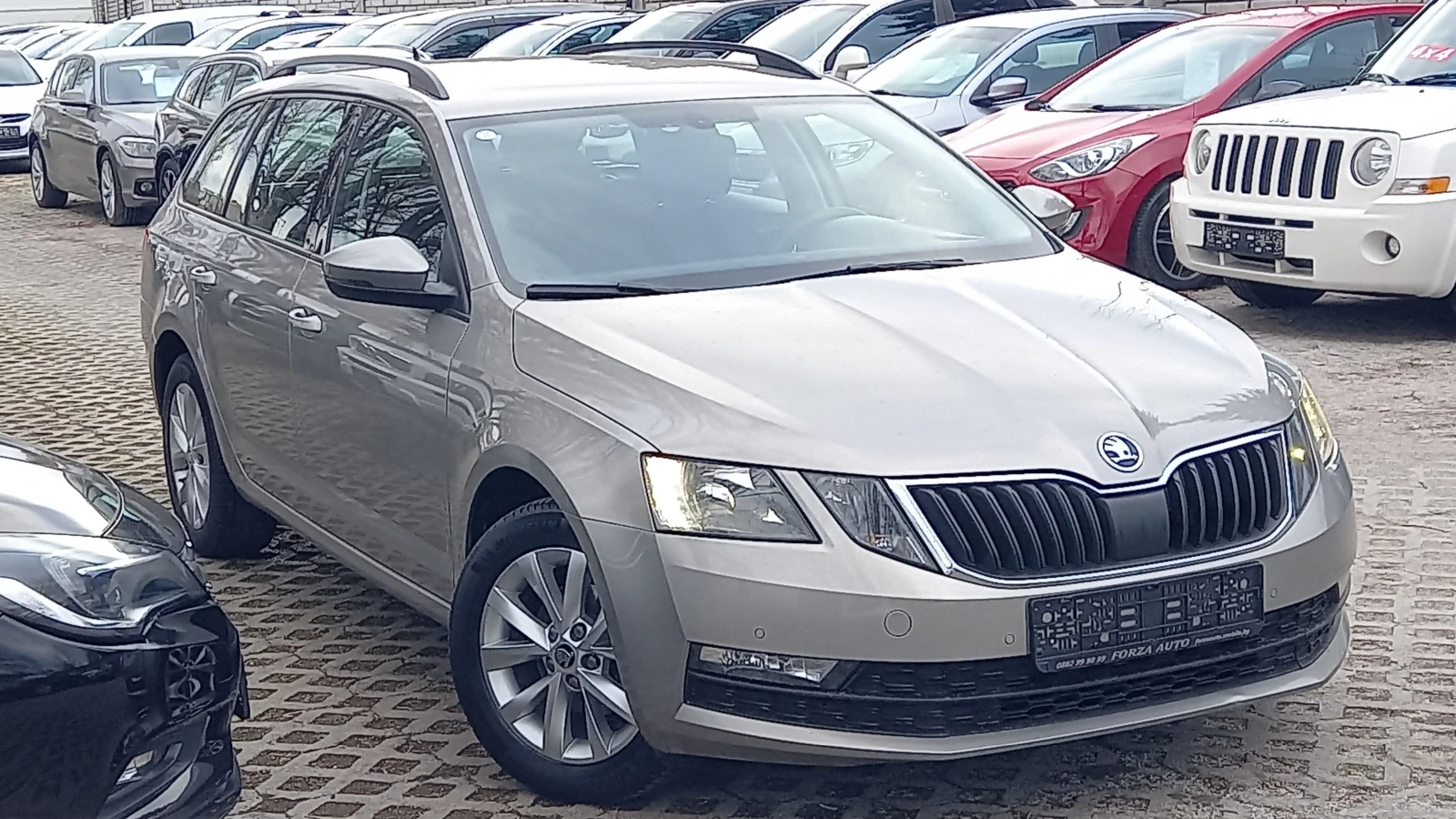 Skoda Octavia ФЕЙС DSG ИЗКЛЮЧИТЕЛА FULL СЕРВИ КНИЖ УНИКТ ОБСЛУЖН - изображение 3