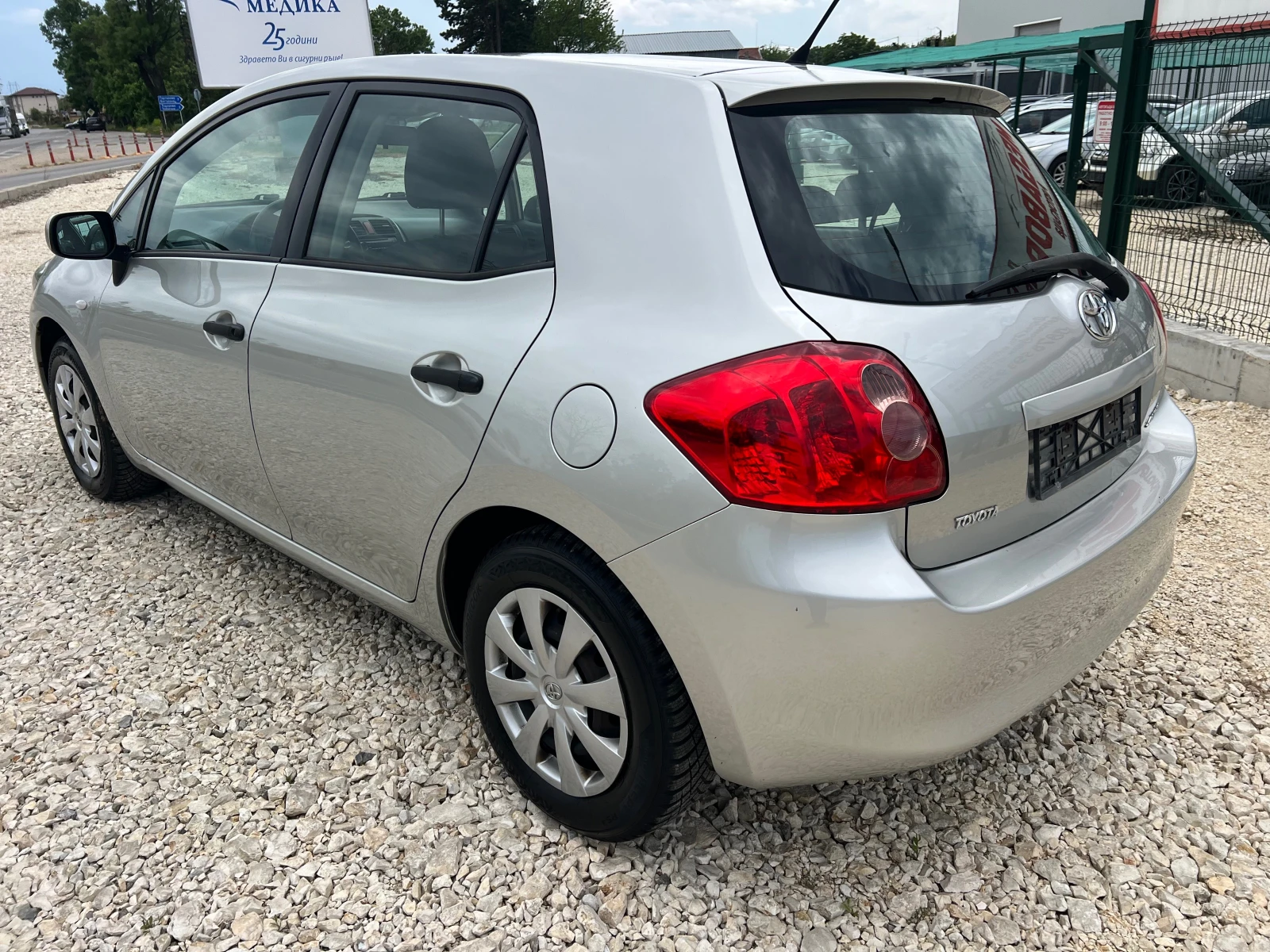 Toyota Auris 1.33VVTi/99p.s-6 skorosti/GAS/LPG - изображение 4