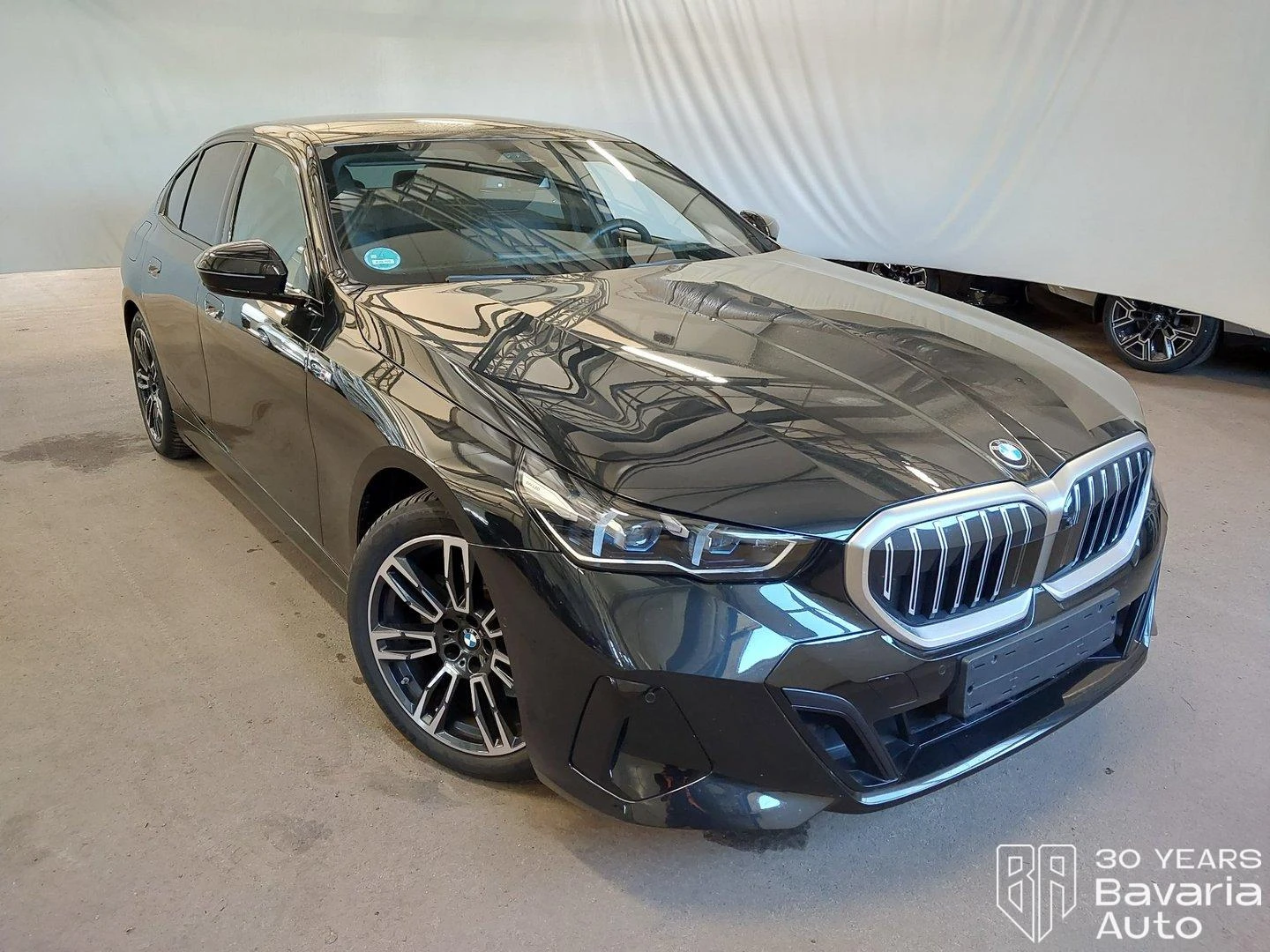 BMW 520 d M Sport Paket Steptronic, снимка 4 - Автомобили и джипове - 53917140