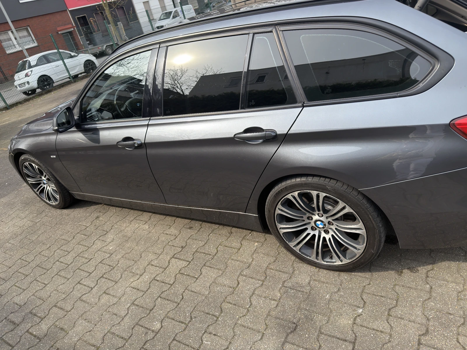 BMW 330 Modernline, снимка 6 - Автомобили и джипове - 53991094