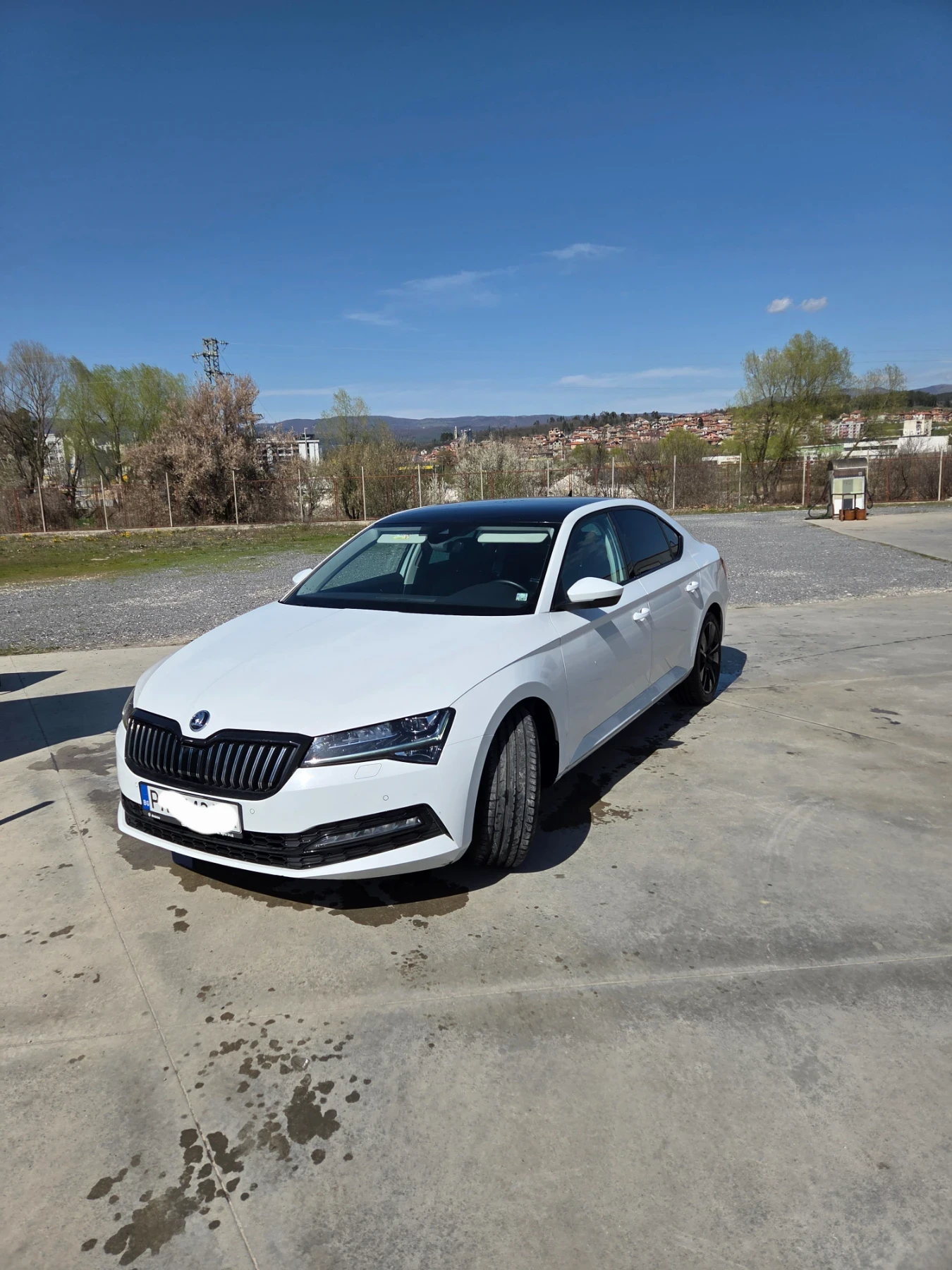 Skoda Superb, снимка 2 - Автомобили и джипове - 54173236