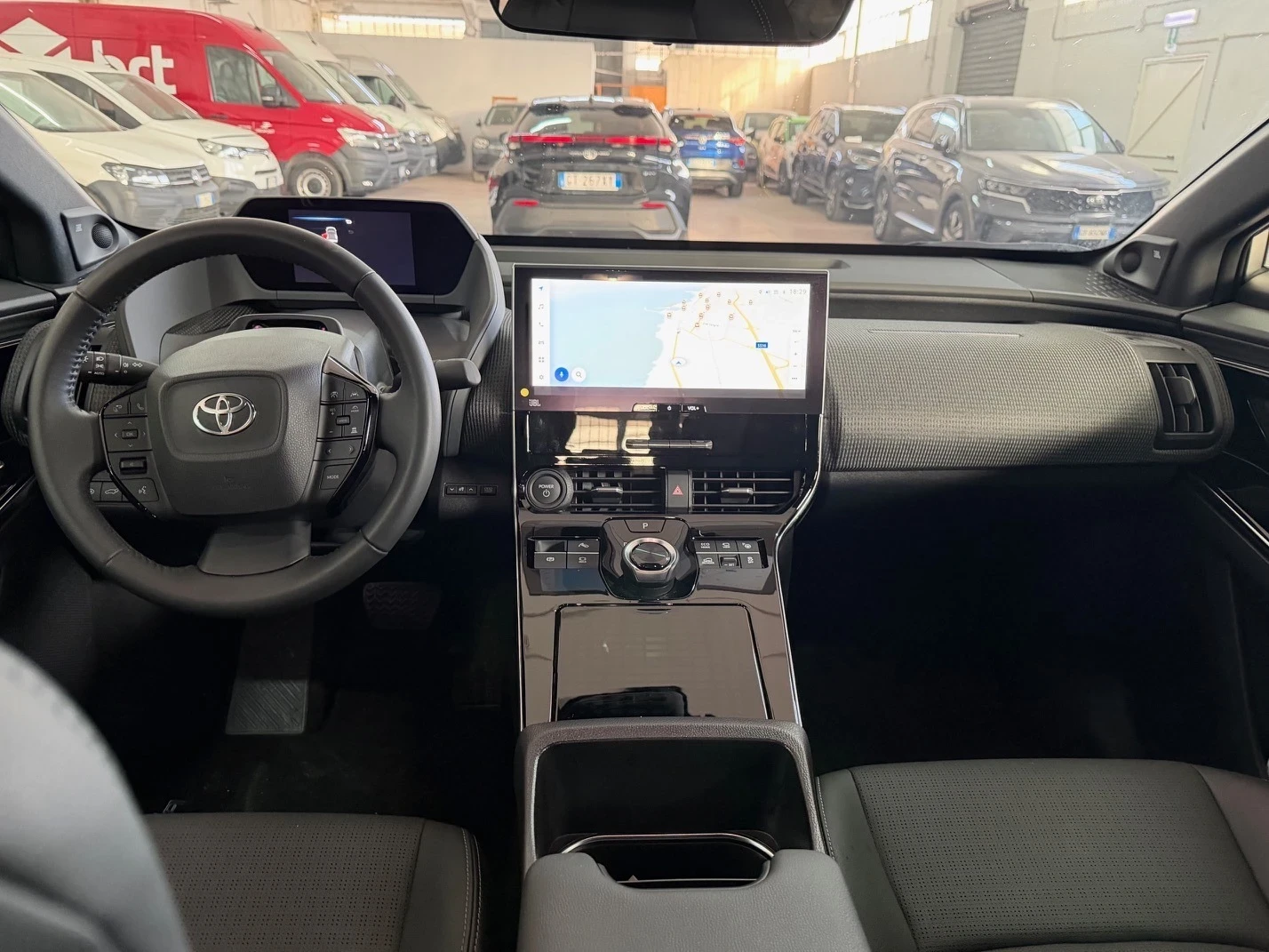 Toyota bZ4X !!!������� ����!!!64kWh 218hp AWD(4x4) PREMIUM! | Mobile.bg � ����������� 8
