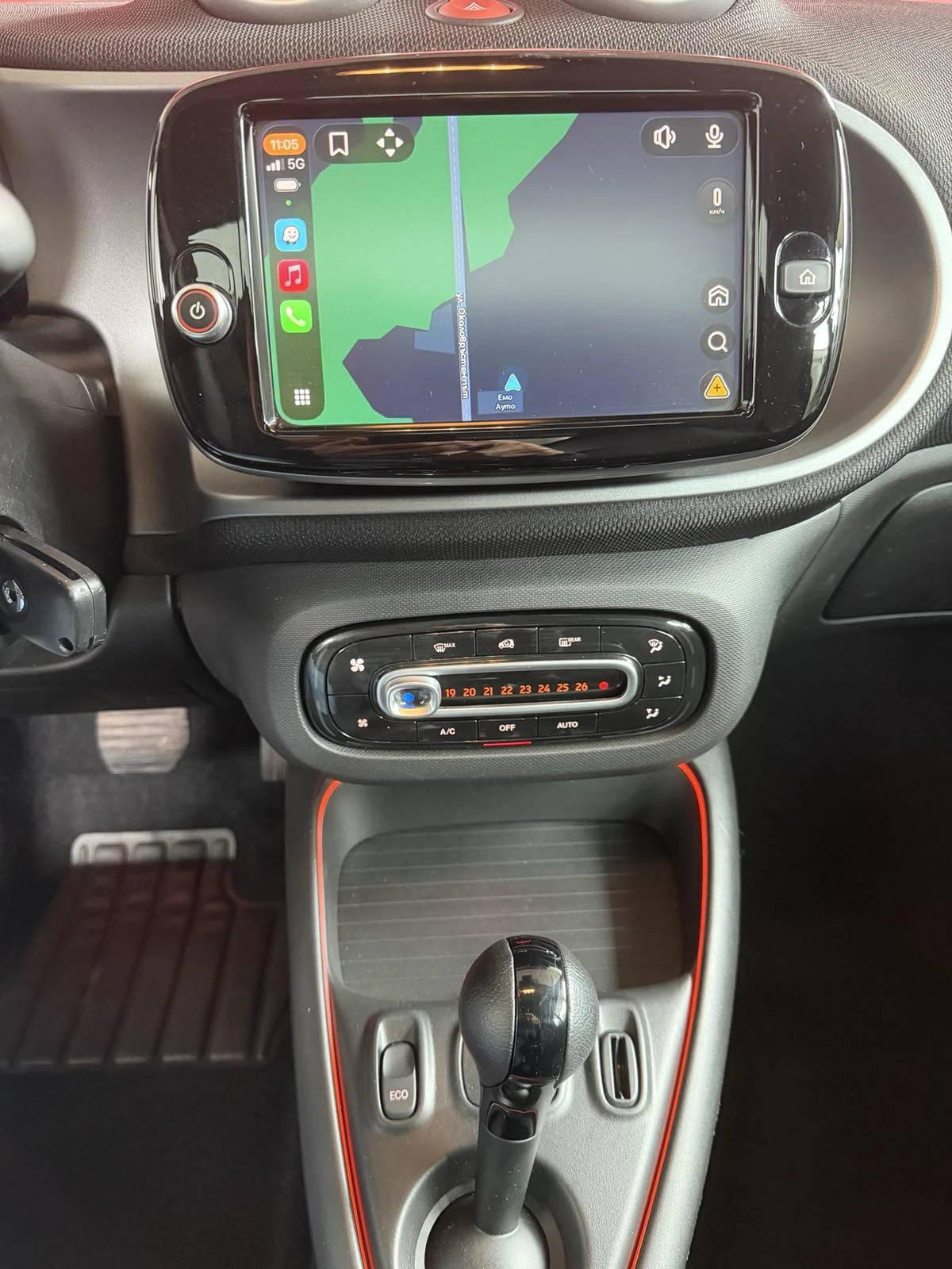 Smart Fortwo Electric, снимка 12 - Автомобили и джипове - 54588616