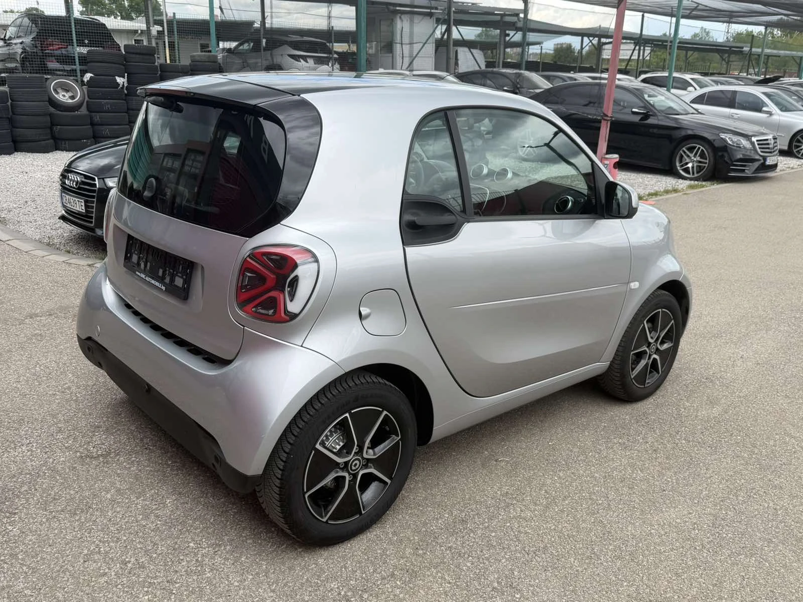 Smart Fortwo Electric, снимка 3 - Автомобили и джипове - 54588616