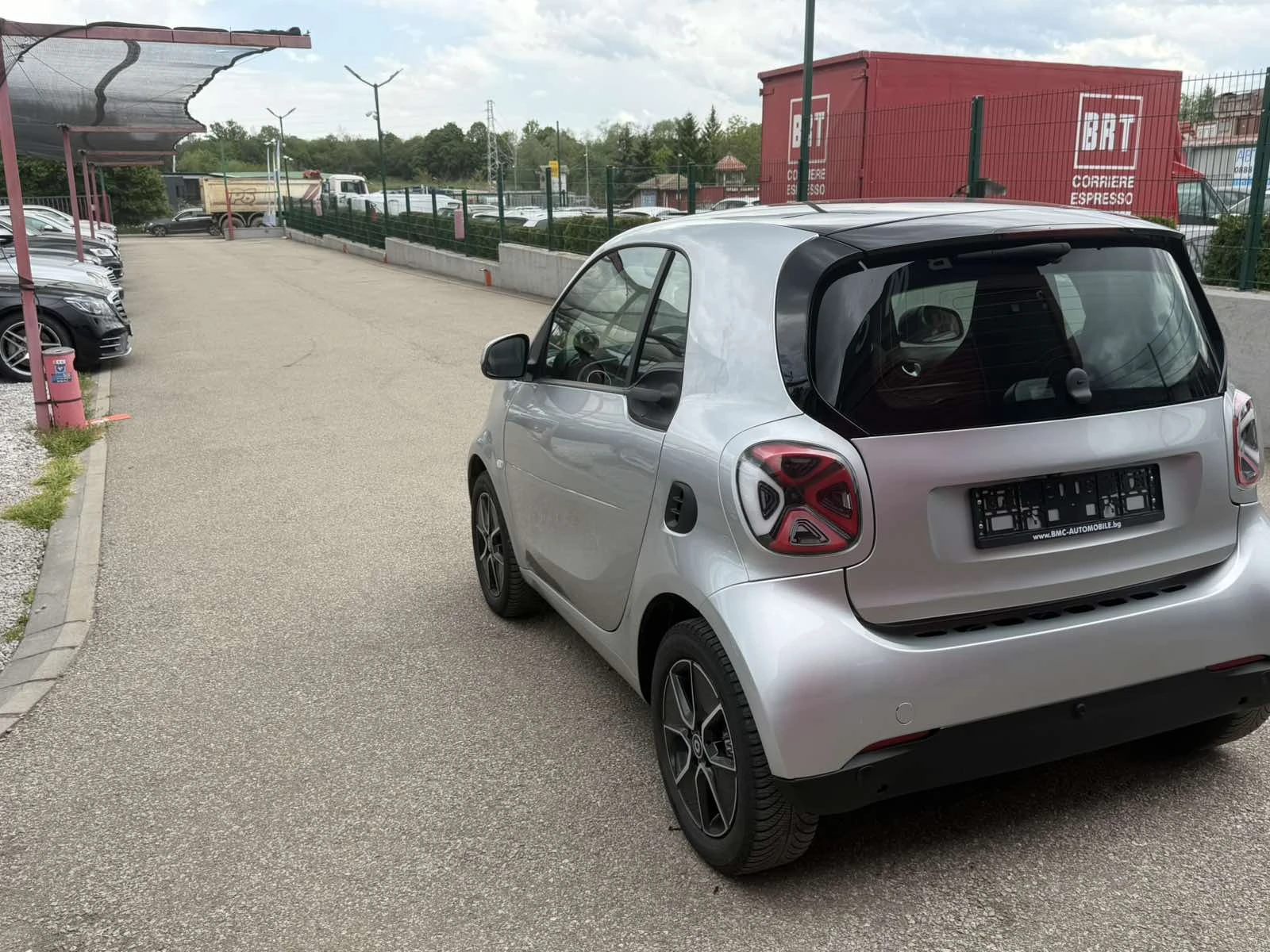 Smart Fortwo Electric, снимка 4 - Автомобили и джипове - 54588616