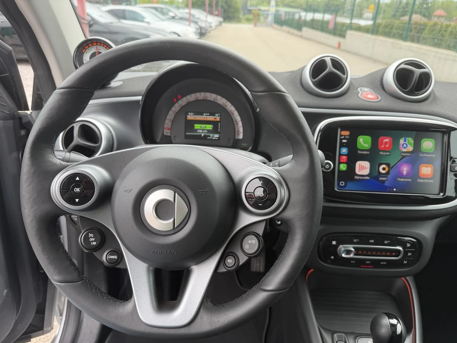 Smart Fortwo Electric, снимка 9 - Автомобили и джипове - 54588616