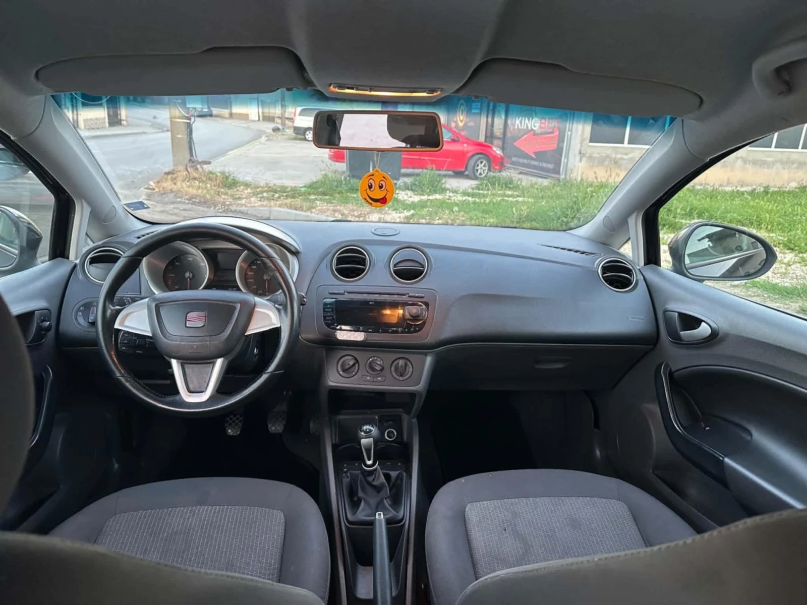Seat Ibiza, снимка 8 - Автомобили и джипове - 54844090
