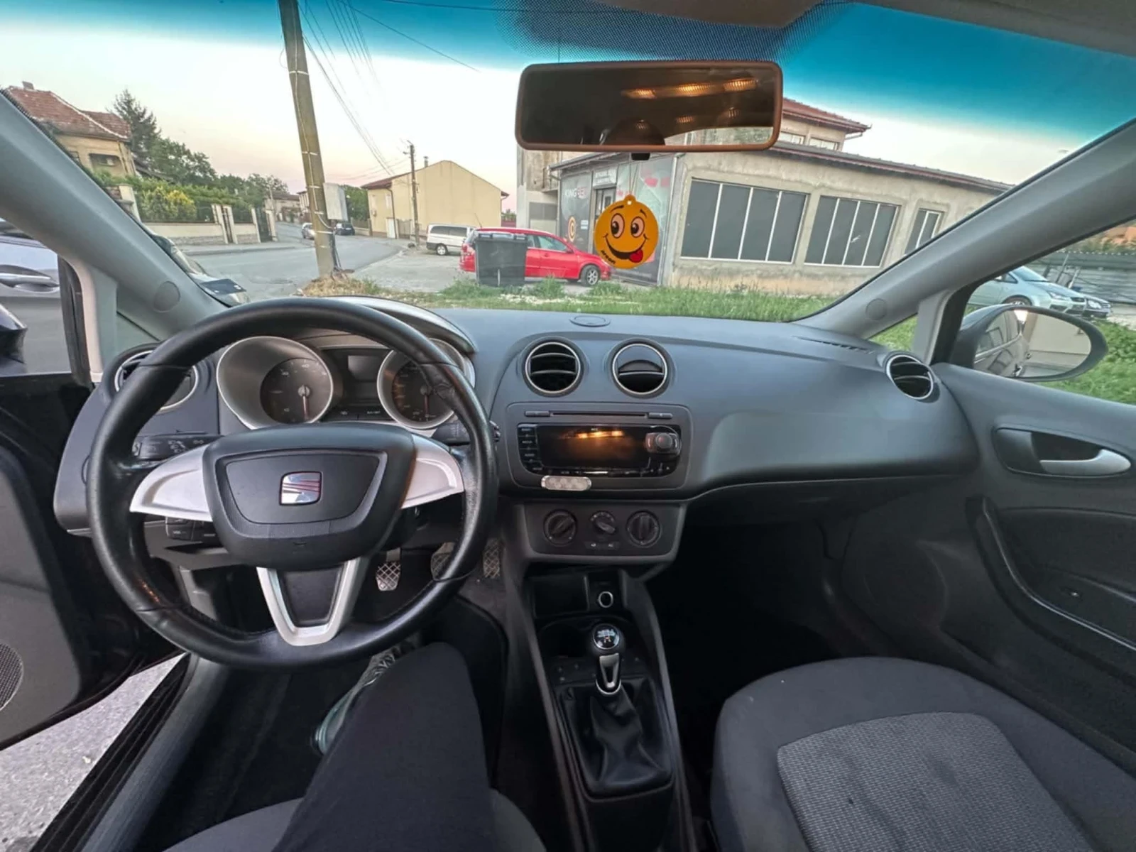 Seat Ibiza, снимка 7 - Автомобили и джипове - 54844090