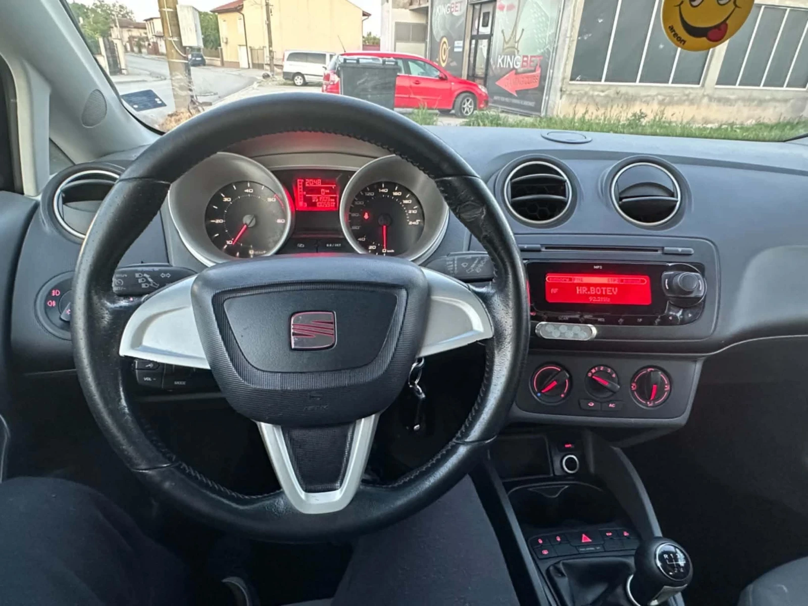 Seat Ibiza, снимка 9 - Автомобили и джипове - 54844090