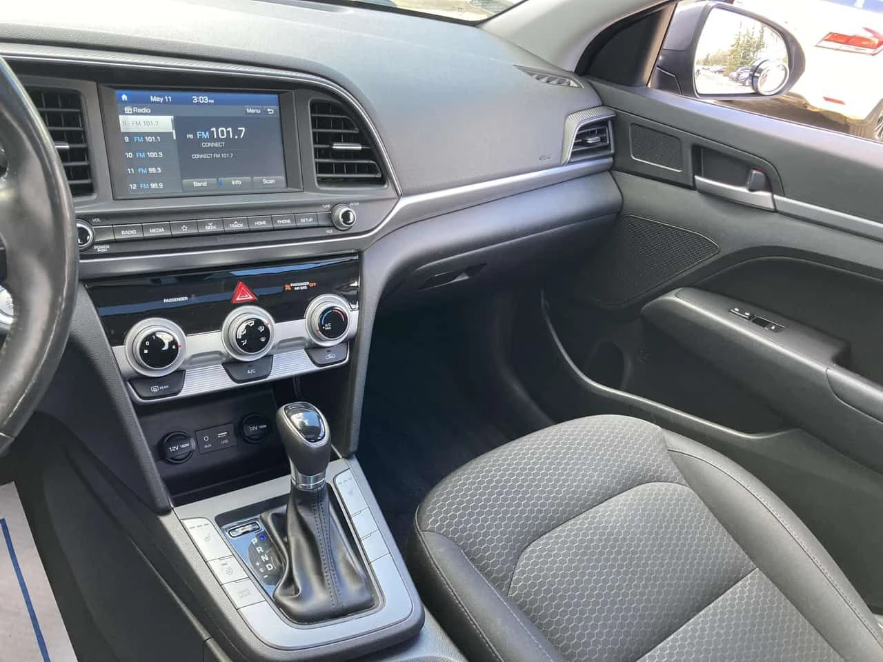 Hyundai Elantra * Preferred * АВТОКРЕДИТ БЕЗ ПЪРВОНАЧАЛНА ВНОСКА* , снимка 11 - Автомобили и джипове - 54903808