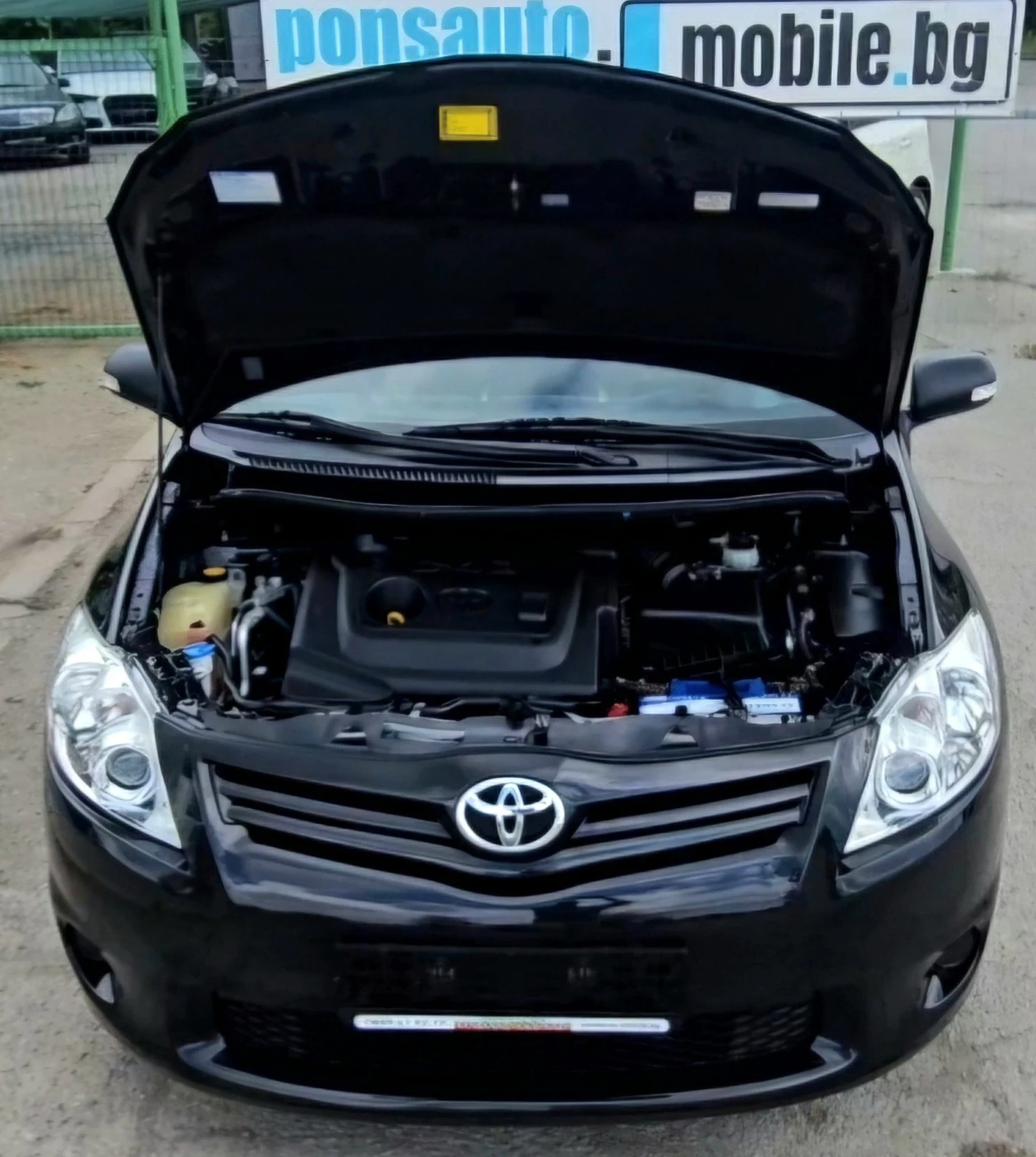 Toyota Auris 1.4D-4D/90к.с/6ск./РЕАЛНИ КМ, снимка 17 - Автомобили и джипове - 55449249