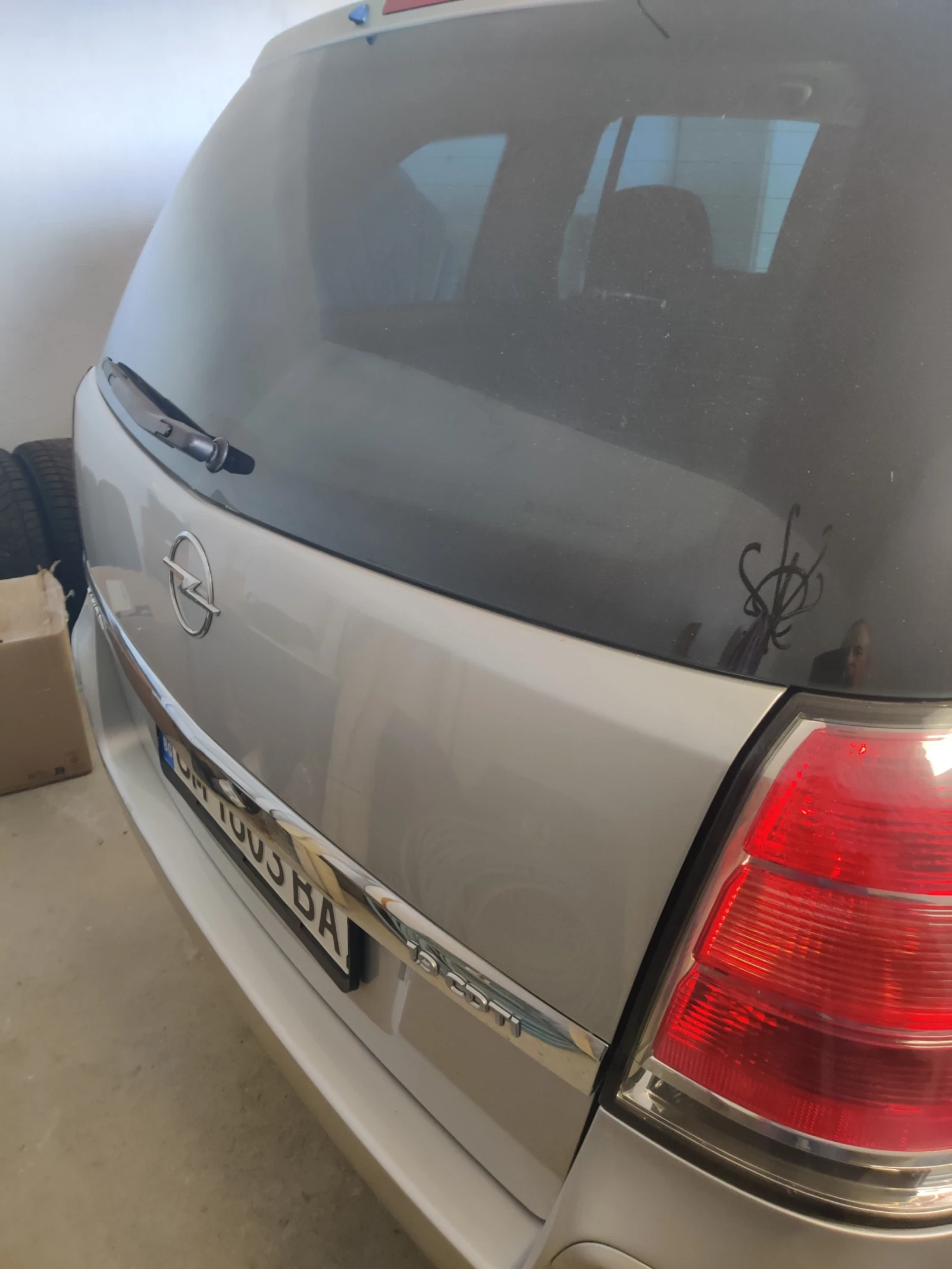 Opel Zafira Миниван , снимка 2 - Автомобили и джипове - 55665968