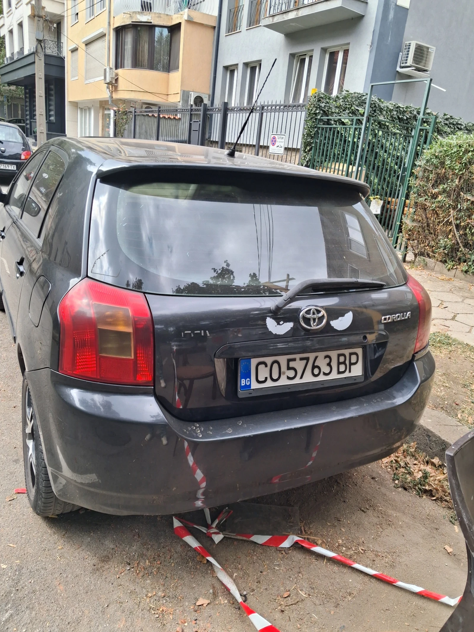Toyota Corolla 2.0 D4D 116к.с Вс.Платено, снимка 5 - Автомобили и джипове - 56161739