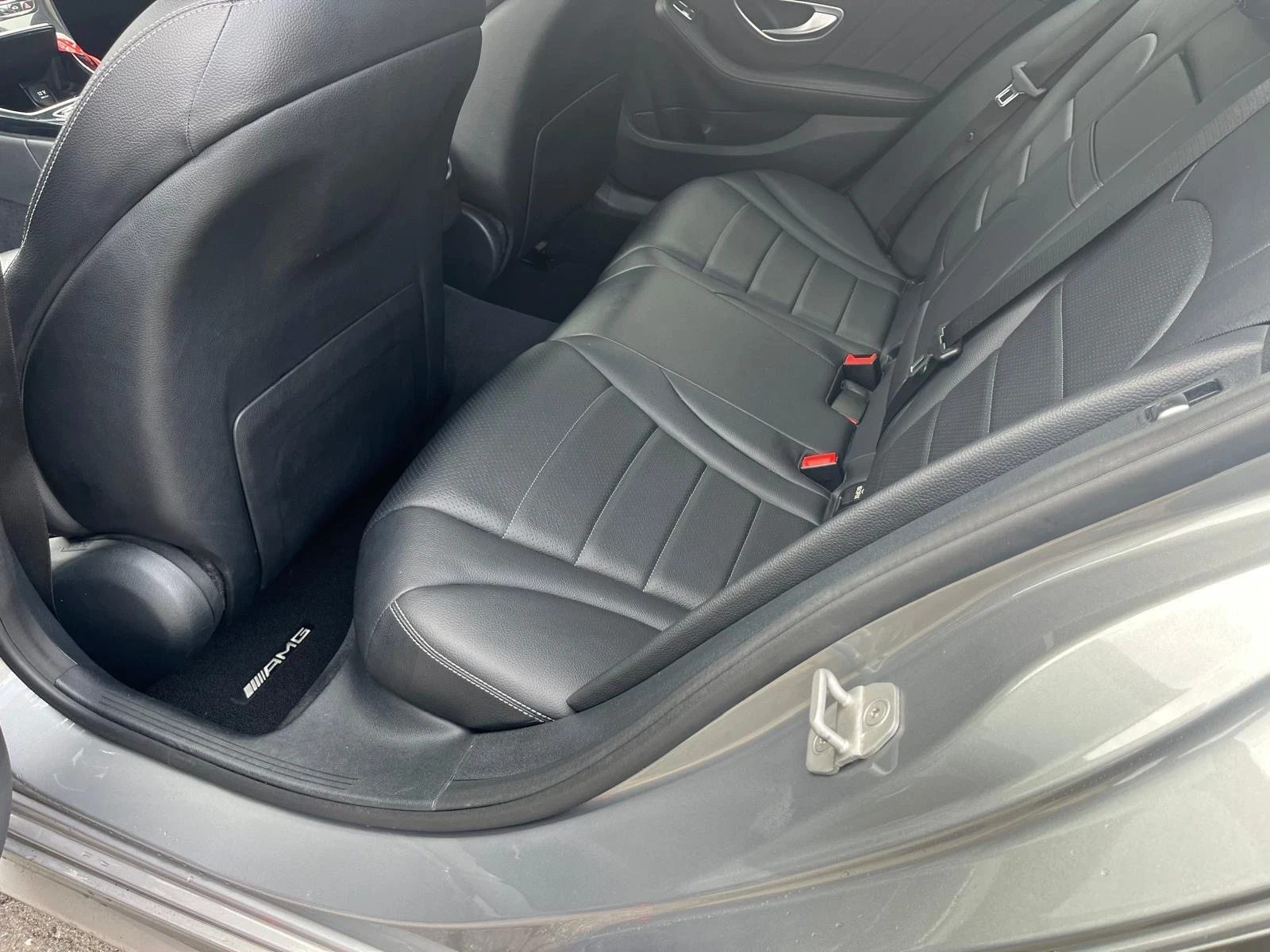 Mercedes-Benz C 220 AMG, снимка 5 - Автомобили и джипове - 56340989
