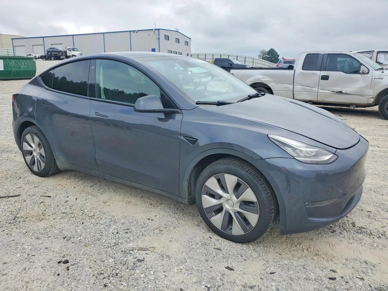 Tesla Model Y, снимка 4 - Автомобили и джипове - 56408056