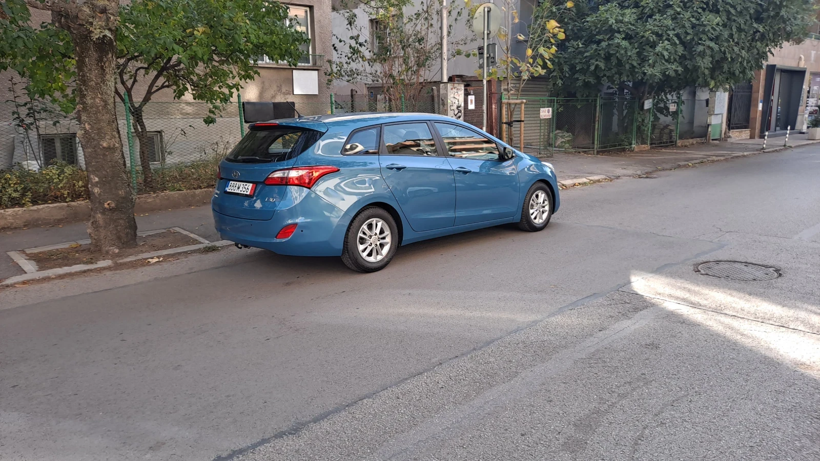 Hyundai I30 Бензин.Автомат, снимка 5 - Автомобили и джипове - 56582465