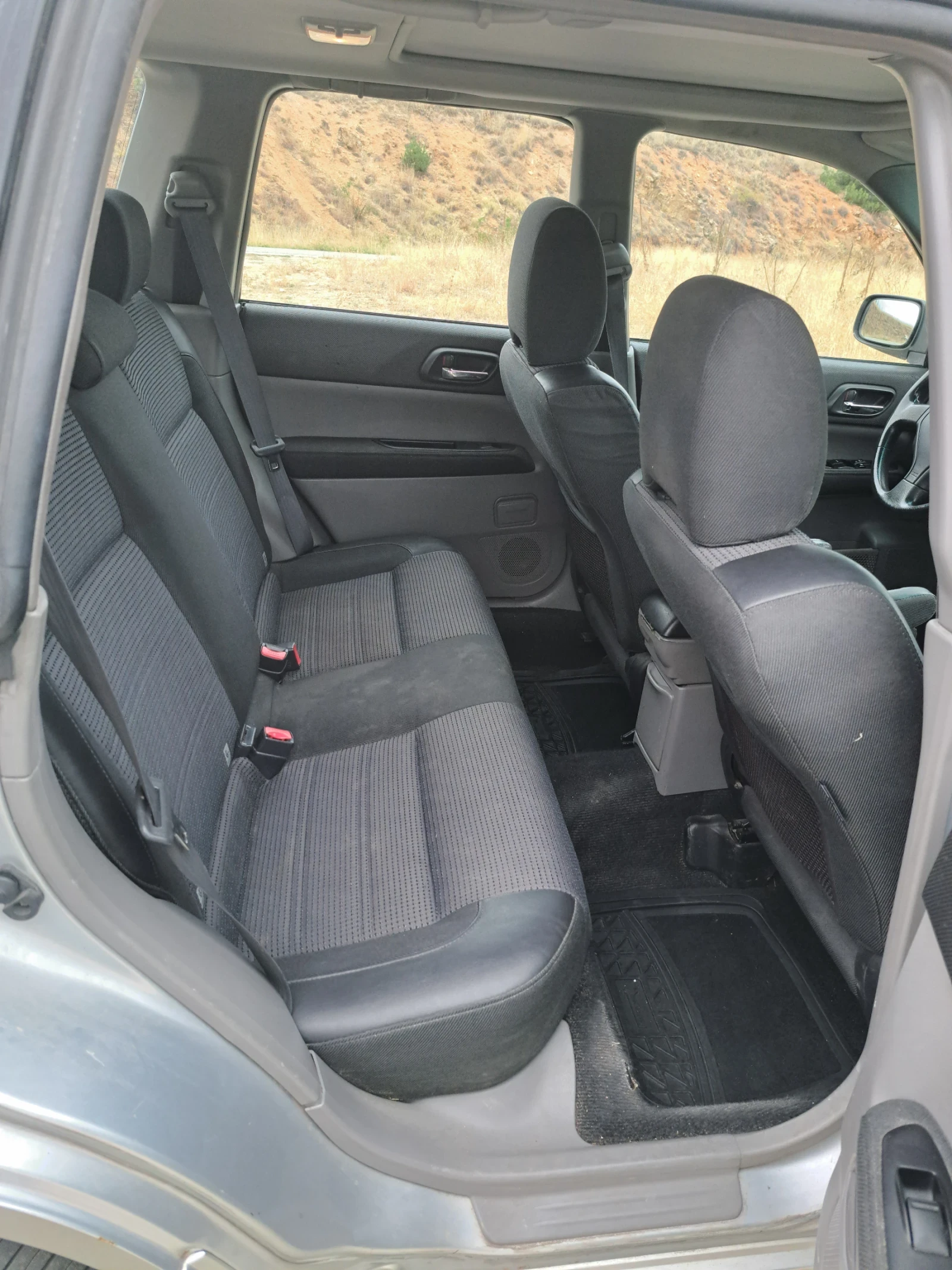 Subaru Forester 2.0 ГАЗ, снимка 6 - Автомобили и джипове - 56632356