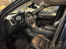 Обява за продажба на Jeep Grand cherokee БРОНИРАН* В7* 5.7HEMI* СЕРВИЗ* SUMMIT* SINCE 1941* ~ 105 000 лв. - изображение 8 | Auto.bg Обява за продажба на Jeep Grand cherokee БРОНИРАН* В7* 5.7HEMI* СЕРВИЗ* SUMMIT* SINCE 1941* ~ 105 000 лв. - изображение 8