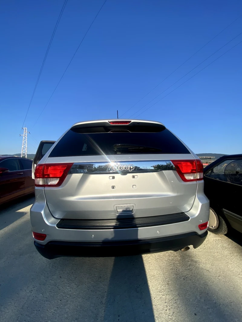 Jeep Grand cherokee Юбилейна версия 70th anniversary , снимка 3 - Автомобили и джипове - 48748812