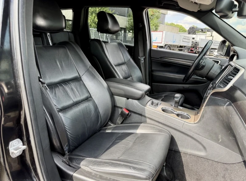 Jeep Grand cherokee 3.0 CRD Limited , снимка 9 - Автомобили и джипове - 52359721